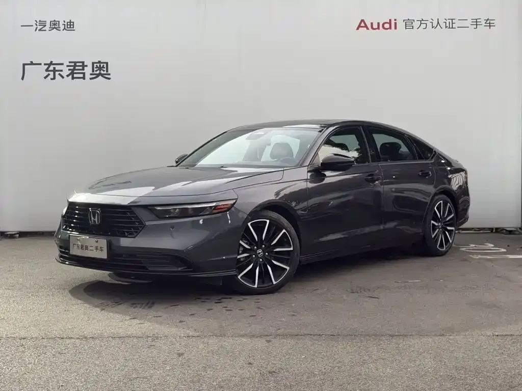 Honda Accord — фото 1