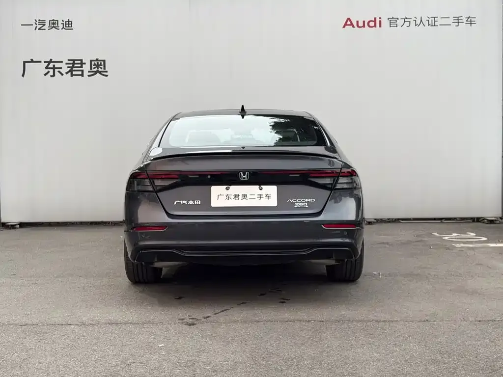 Honda Accord — фото 6