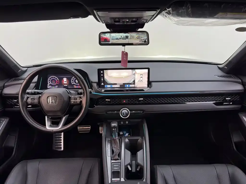 Honda Accord — фото 5