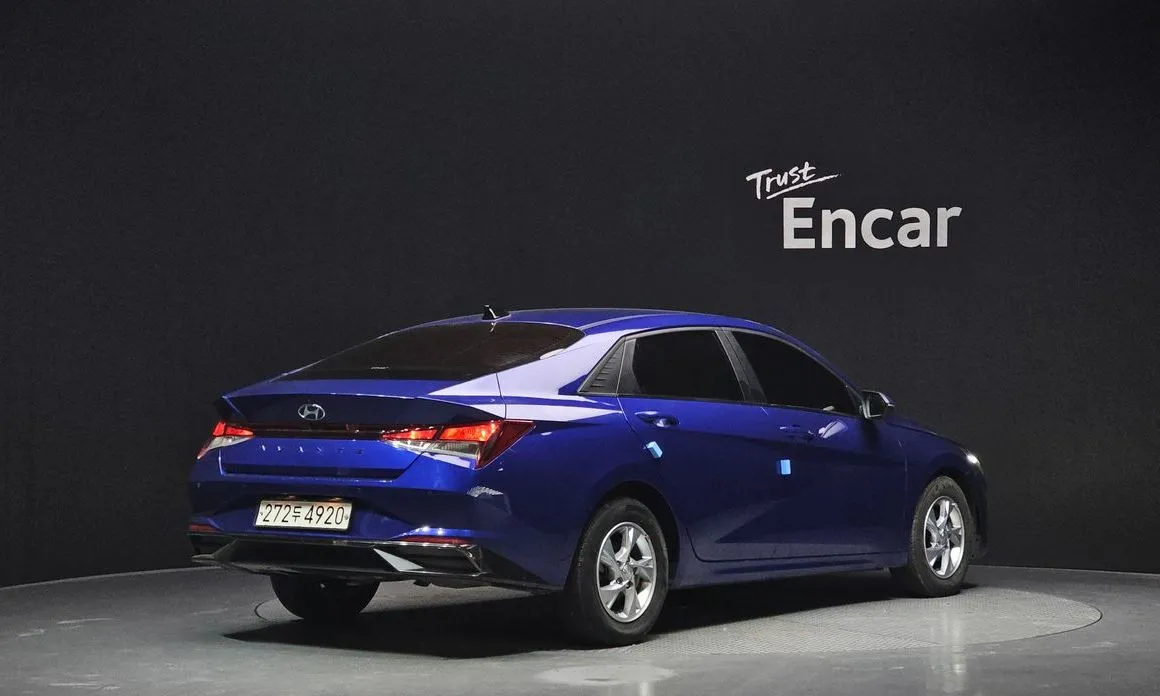Hyundai AVANTE — фото 2