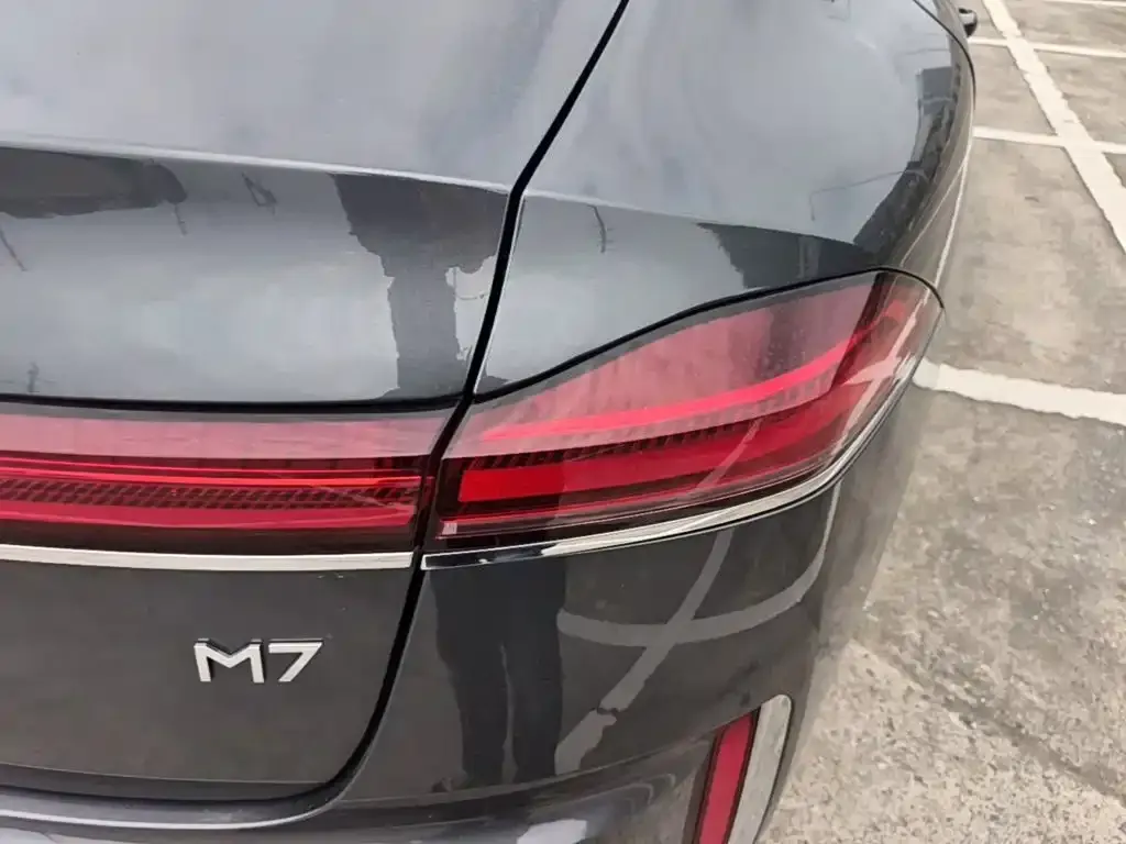 Roewe M7 DMH — фото 7