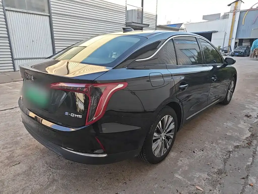 Hongqi E-QM5 — фото 9