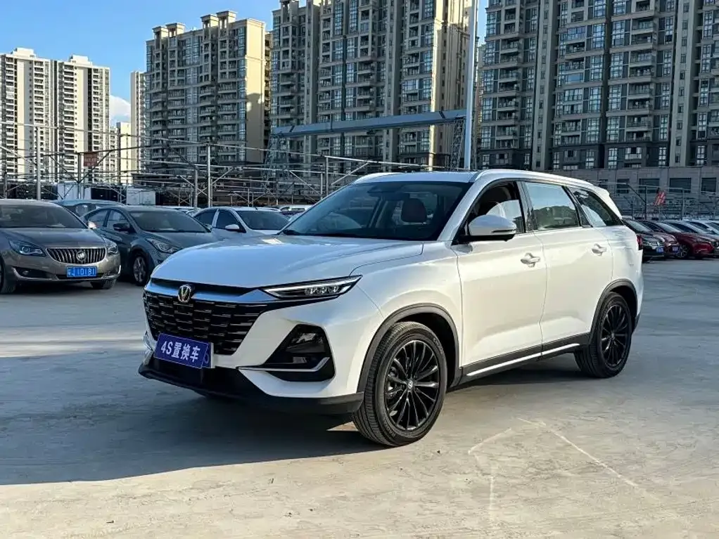 Changan CS75 — фото 1