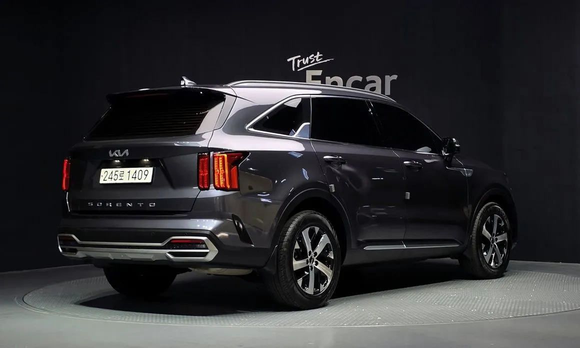 Kia Sorento — фото 3