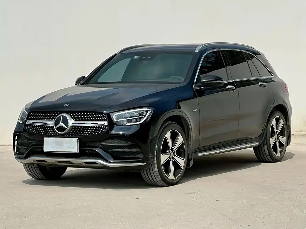 Mercedes-Benz GLC — фото 1