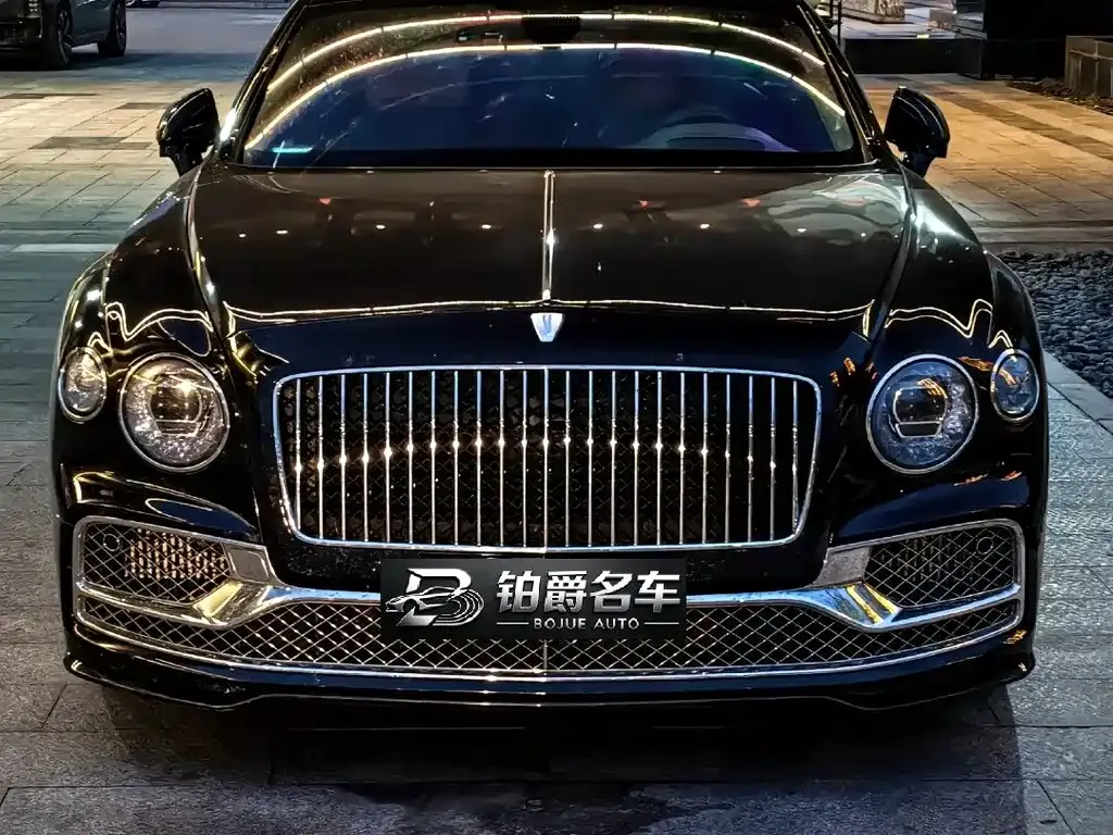 Bentley Flying Spur — фото 2