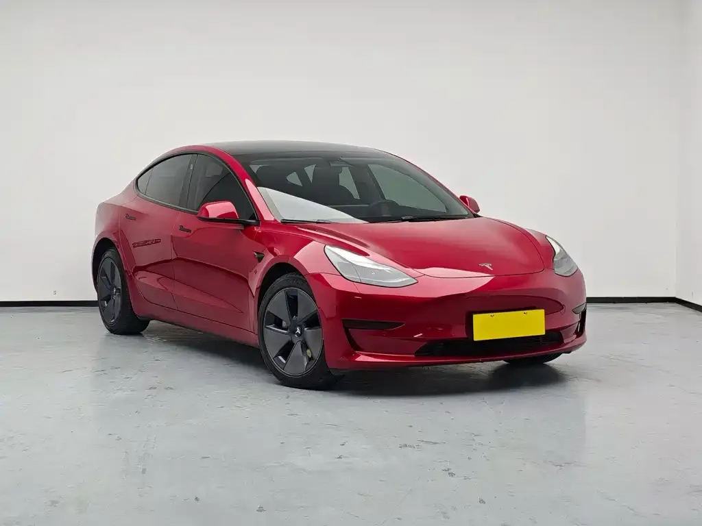 Tesla Model 3 — фото 3