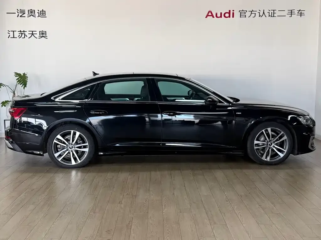 Audi A6L — фото 2