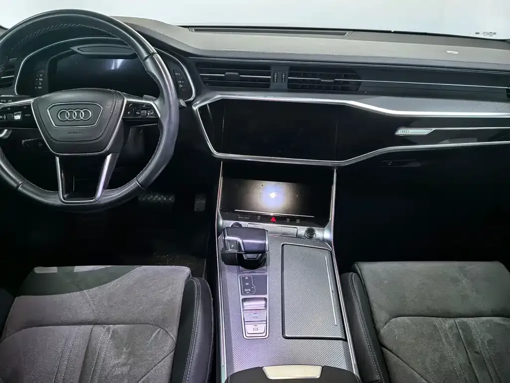Audi A6L — фото 4