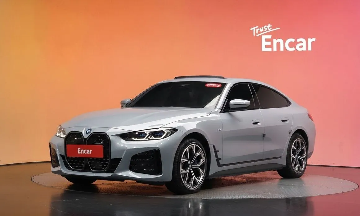 BMW i4 — фото 1