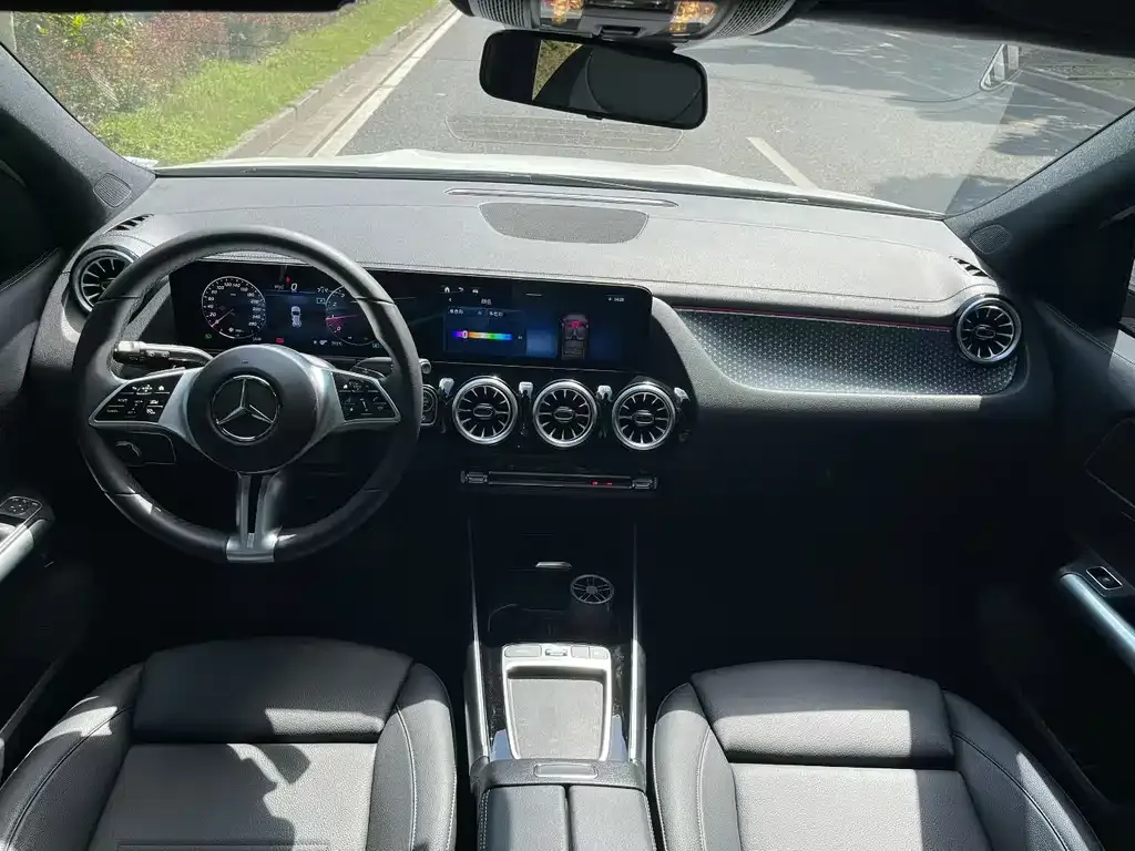 Mercedes-Benz GLA — фото 10