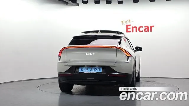 Kia EV6 — фото 4