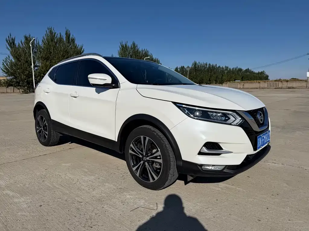 Nissan Qashqai — фото 6