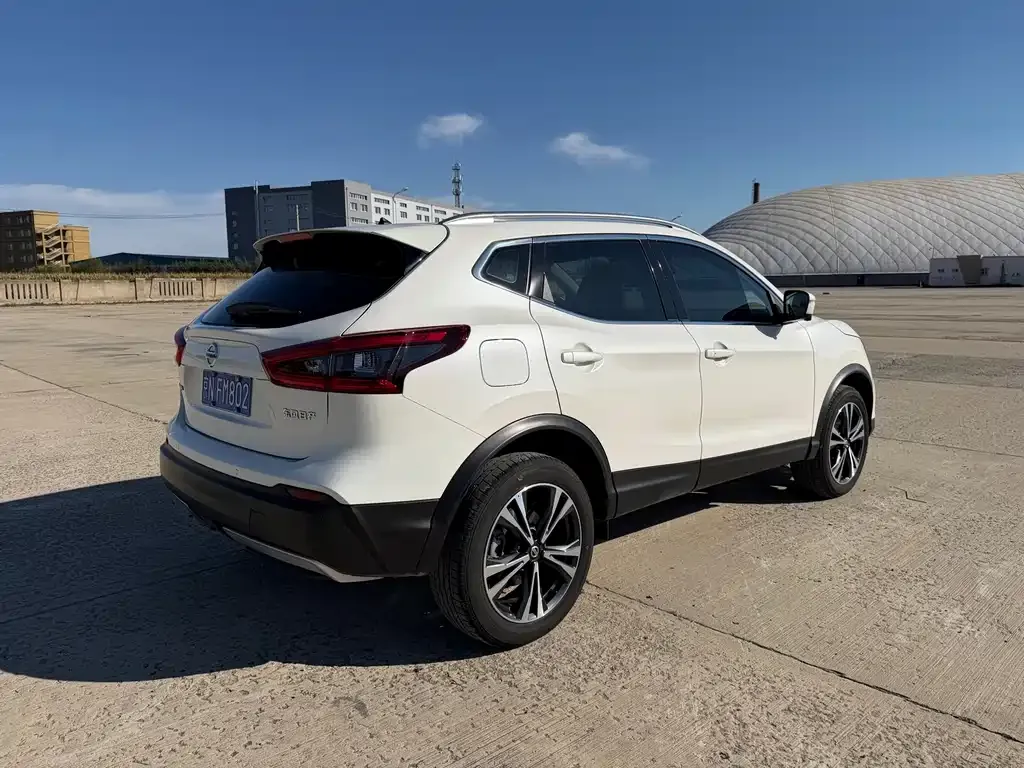 Nissan Qashqai — фото 3