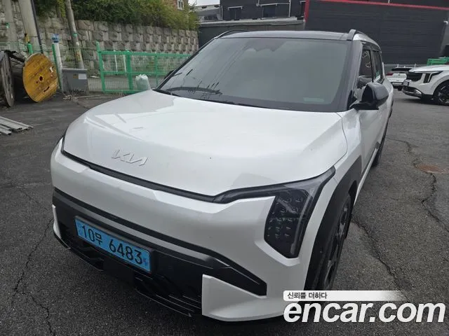 Kia EV3 — фото 9