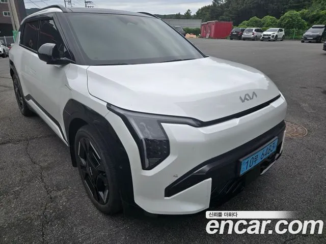 Kia EV3 — фото 3