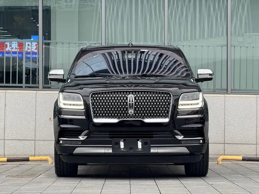 Lincoln Navigator — фото 7
