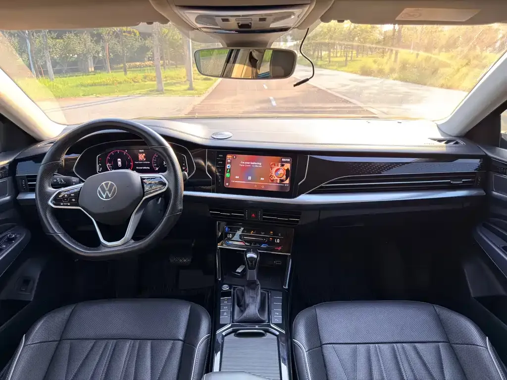 Volkswagen Passat — фото 3