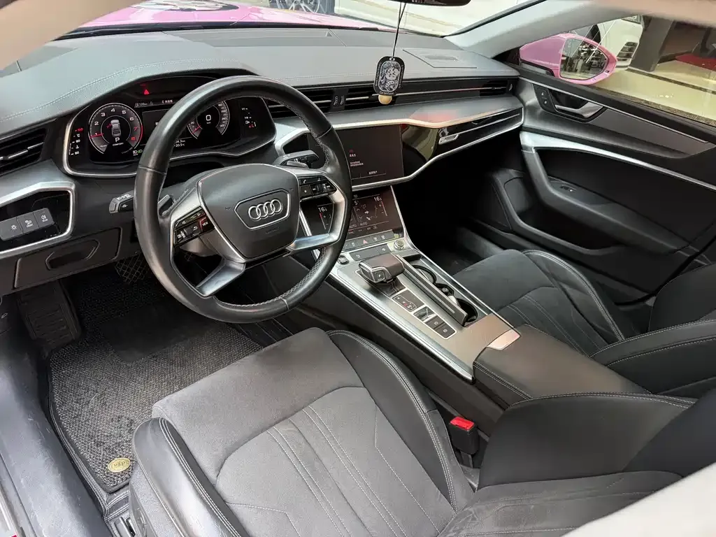 Audi A7L — фото 3