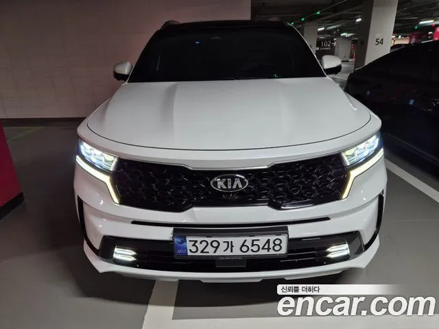 Kia Sorento — фото 1