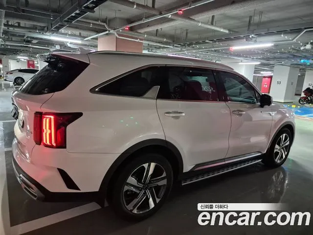 Kia Sorento — фото 5