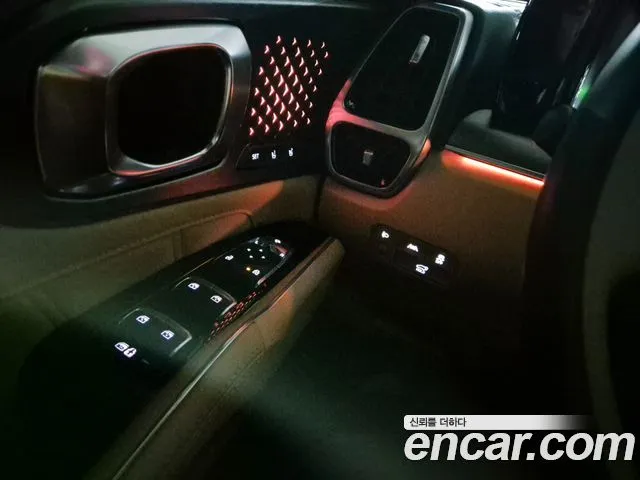 Kia Sorento — фото 4