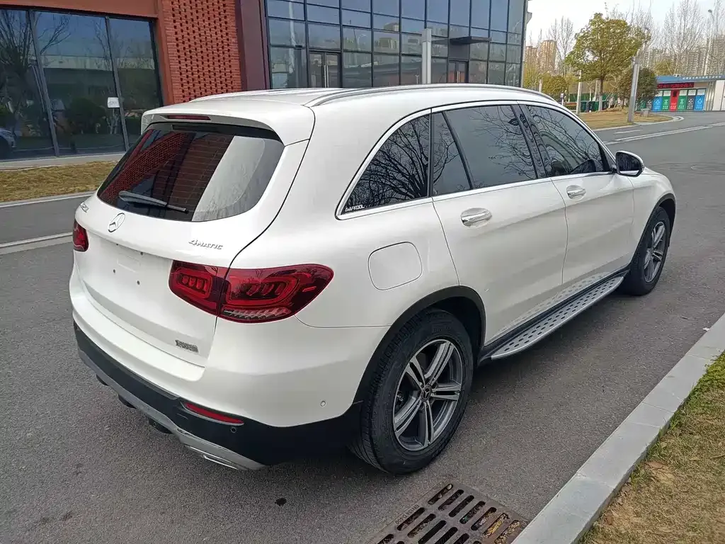 Mercedes-Benz GLC — фото 3