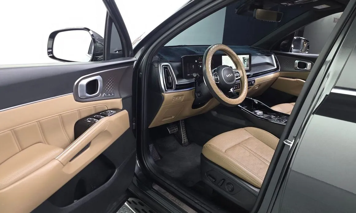 Kia Sorento — фото 6