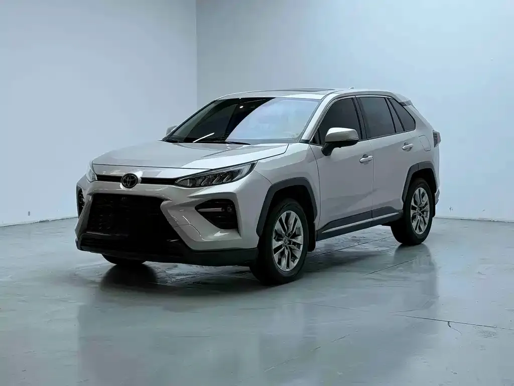 Toyota Wildlander — фото 1