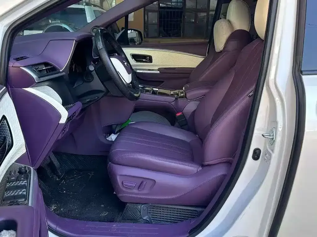 Toyota Sienna — фото 2