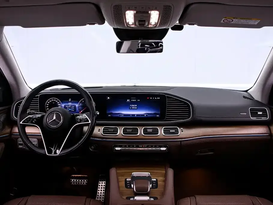 Mercedes-Benz GLS — фото 4