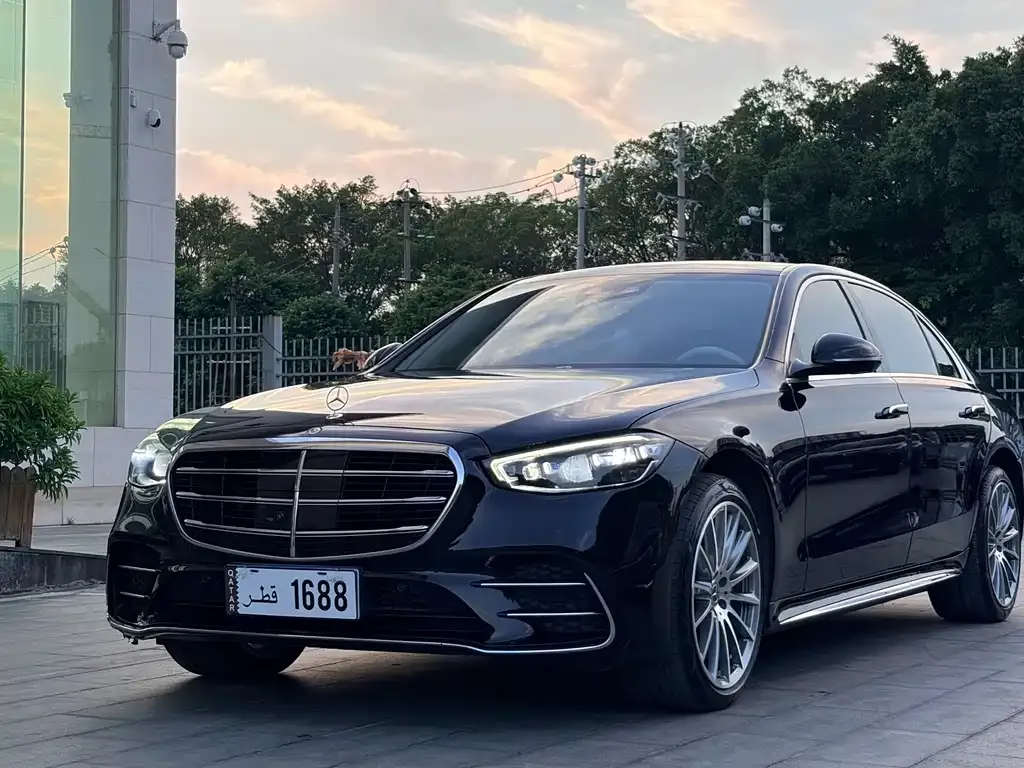Mercedes-Benz S-Class — фото 1