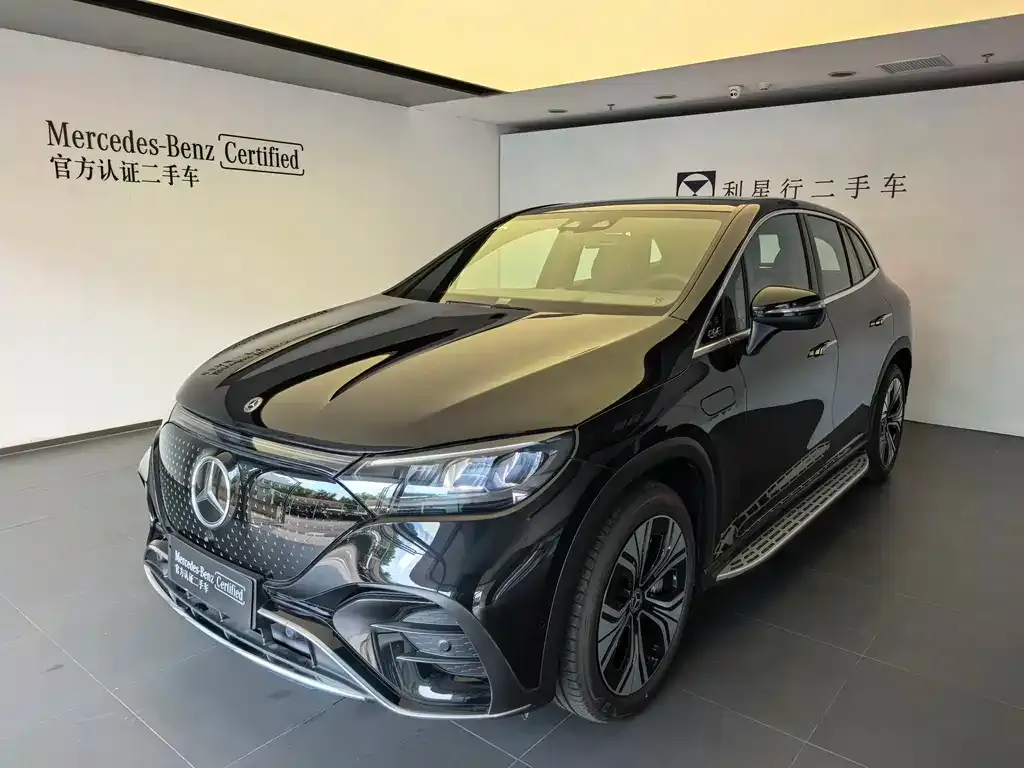 Mercedes-Benz EQE SUV — фото 1