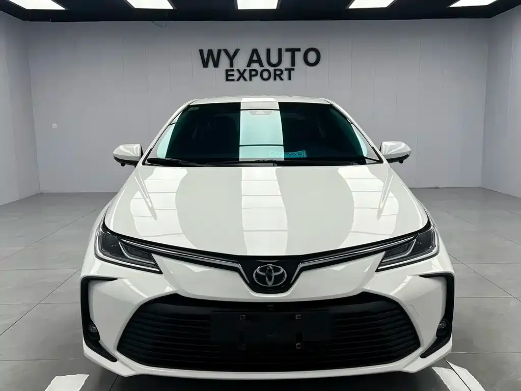 Toyota Corolla — фото 2