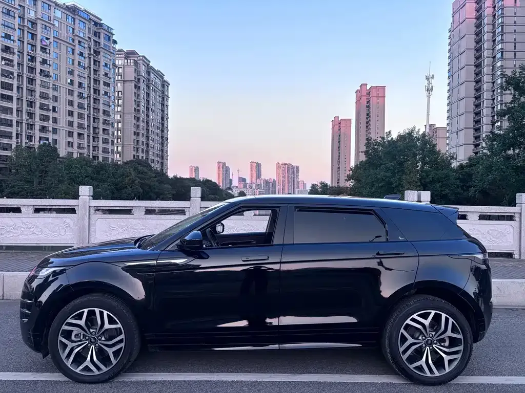 Land Rover Evoque — фото 7