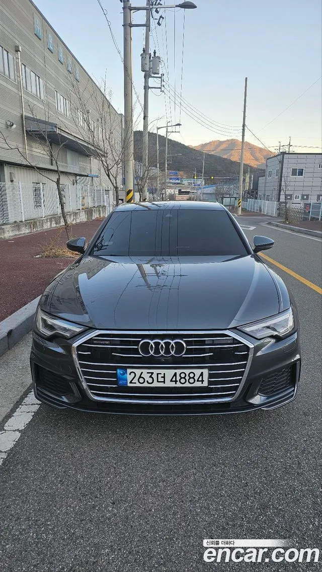 Audi A6 — фото 1