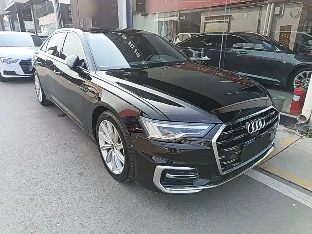 Audi A6L — фото 2