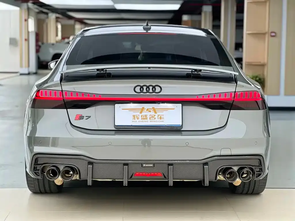 Audi A7 — фото 5