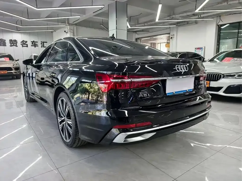 Audi A6L — фото 4