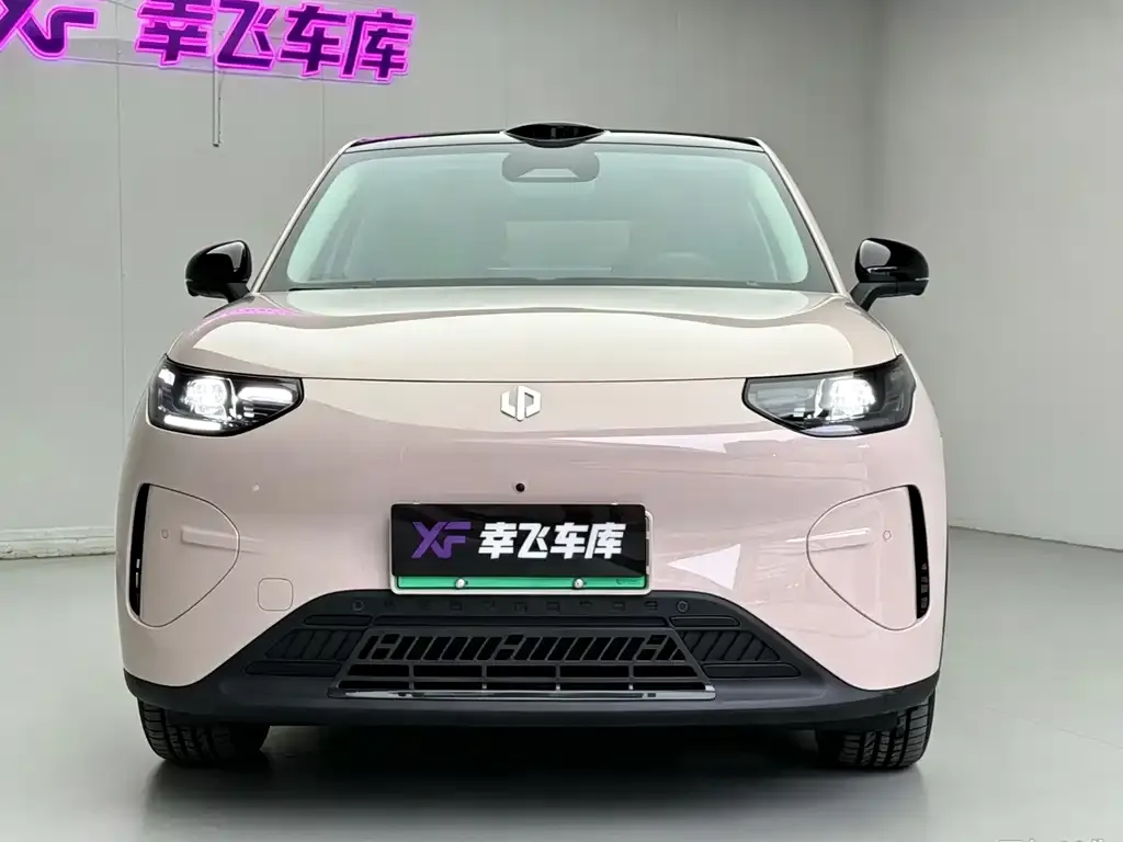 Leapmotor Leapmotor A10 — фото 9