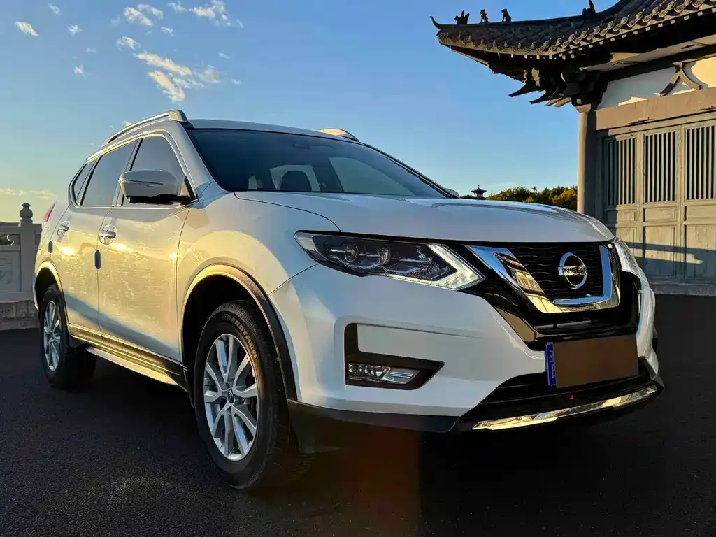 Nissan X-Trail — фото 2