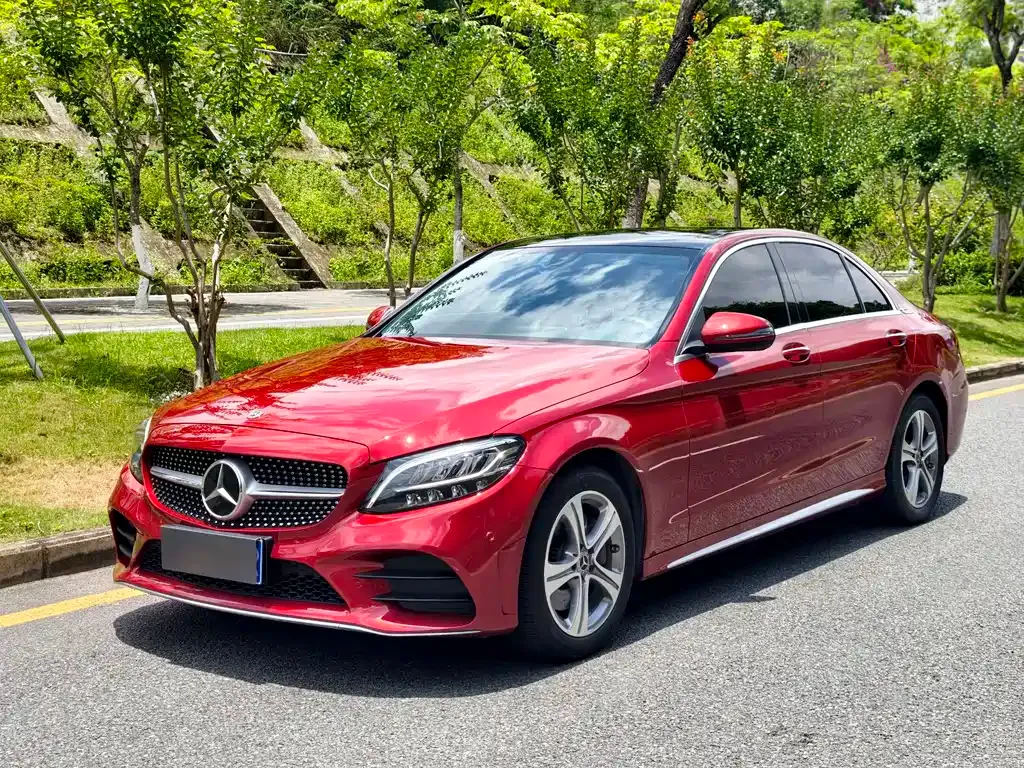 Mercedes-Benz C-Class — фото 1