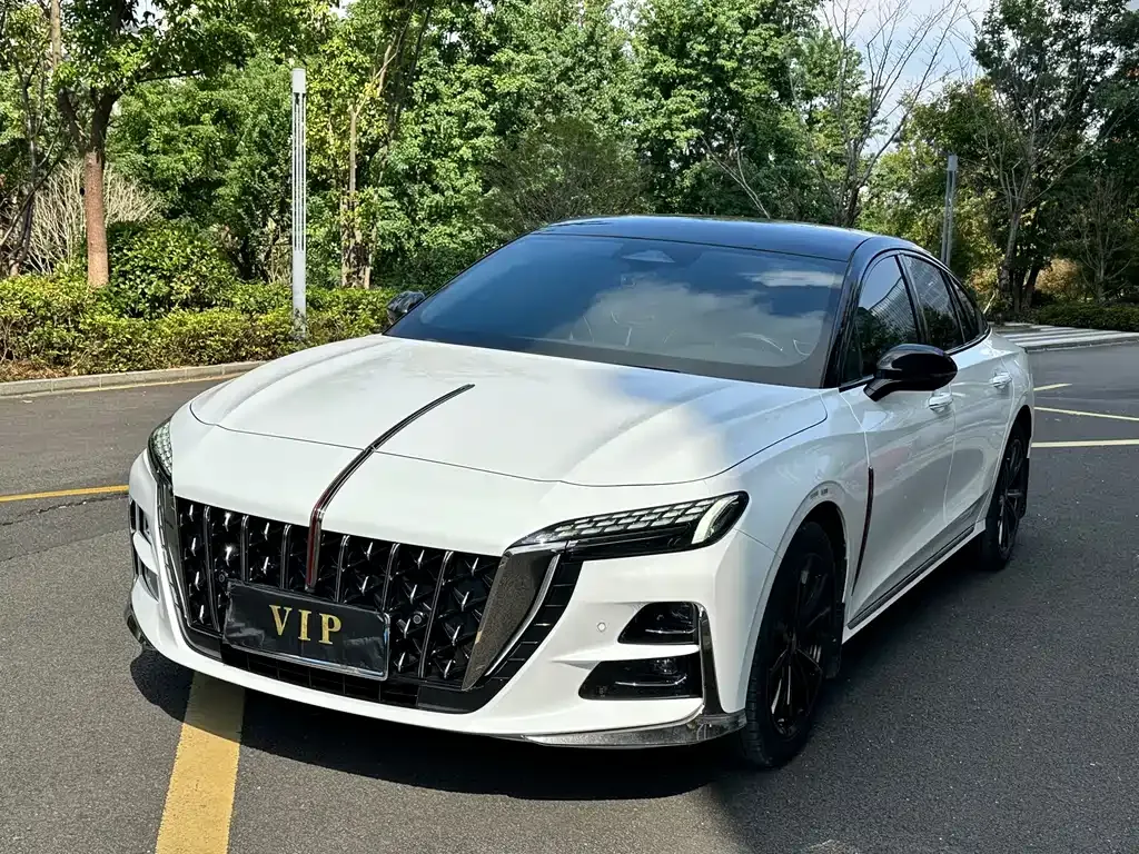Hongqi H6 — фото 1