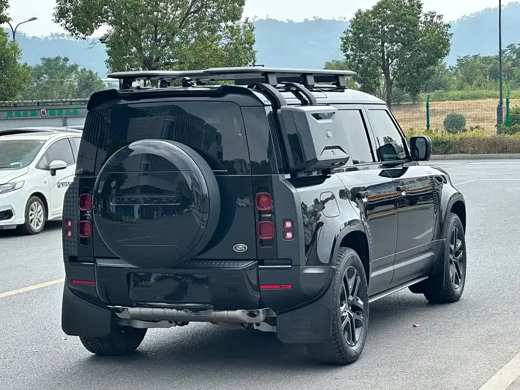 Land Rover Defender — фото 4