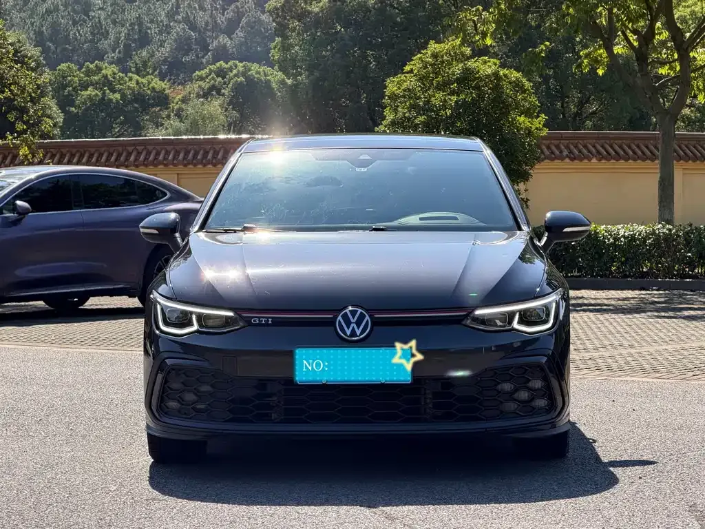 Volkswagen Golf GTI — фото 6