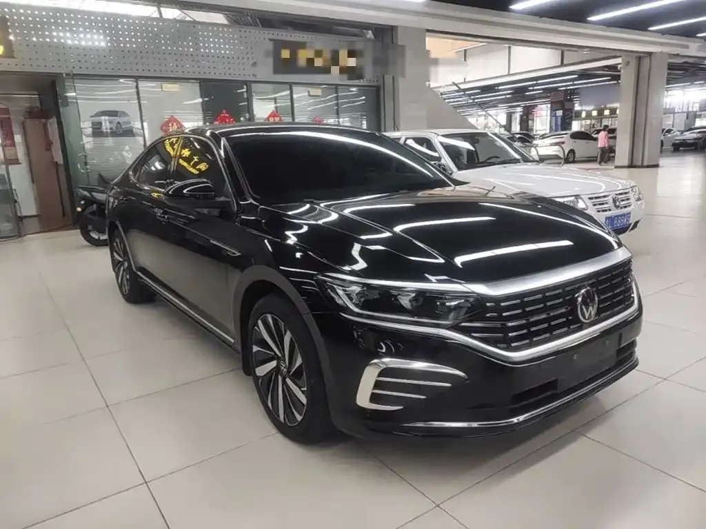 Volkswagen Passat — фото 5