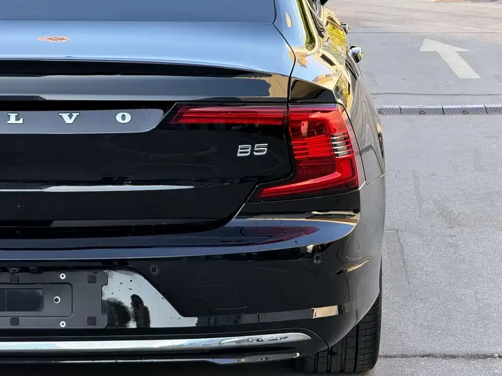 Volvo S90 — фото 2