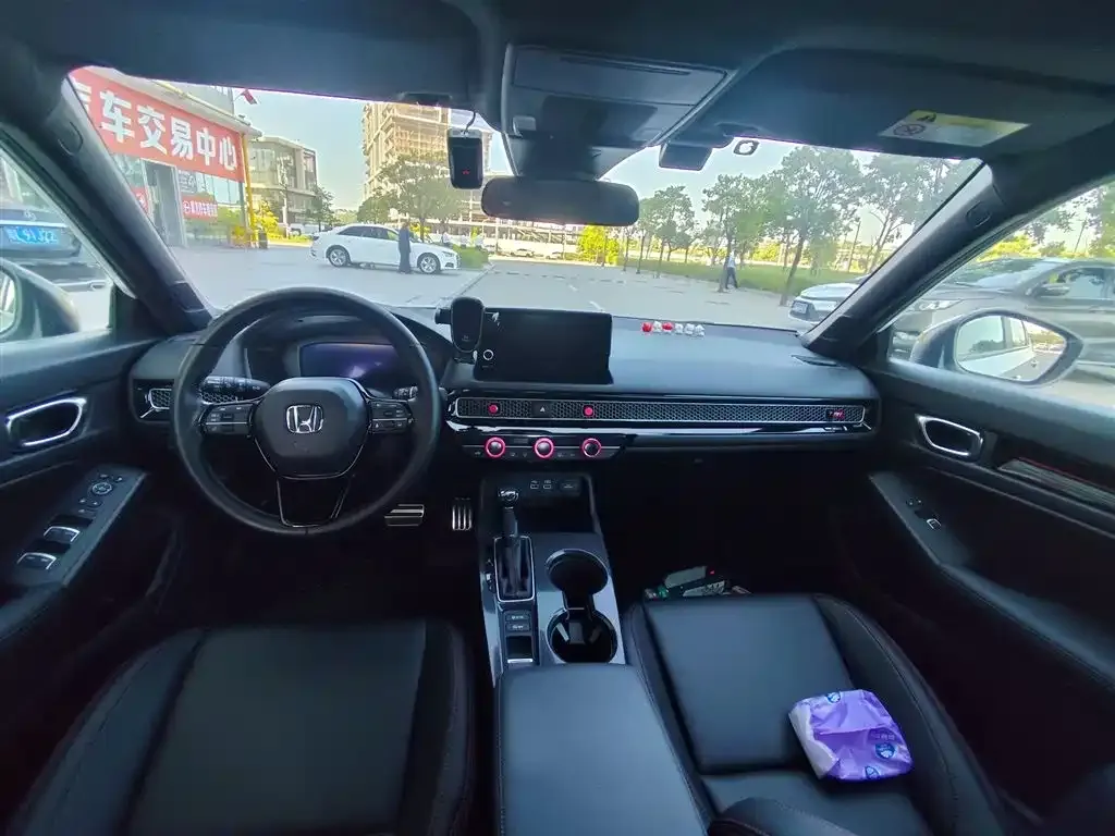 Honda Civic — фото 2