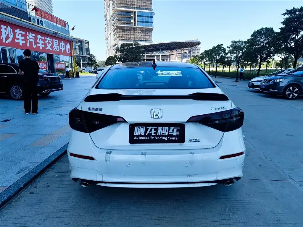 Honda Civic — фото 4