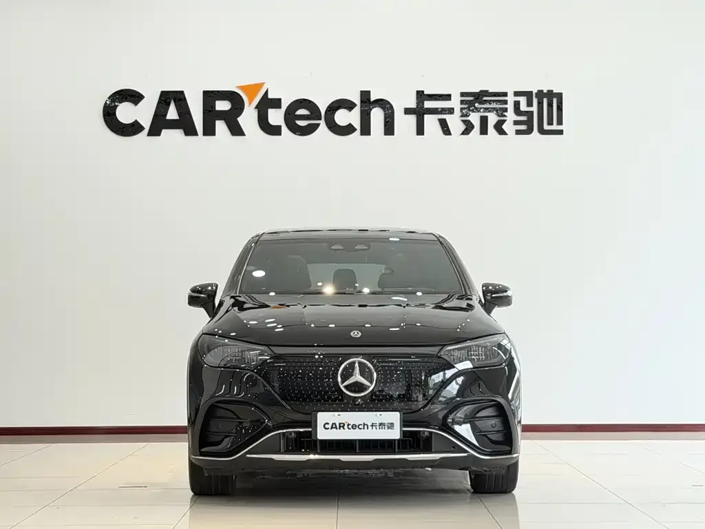 Mercedes-Benz EQE SUV — фото 3